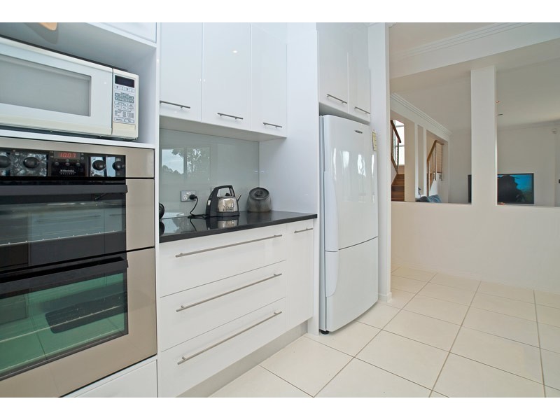 Broadbeach Waters QLD 4218