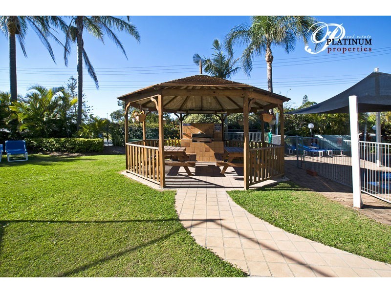 1B/114 Marine Parade, Southport QLD 4215