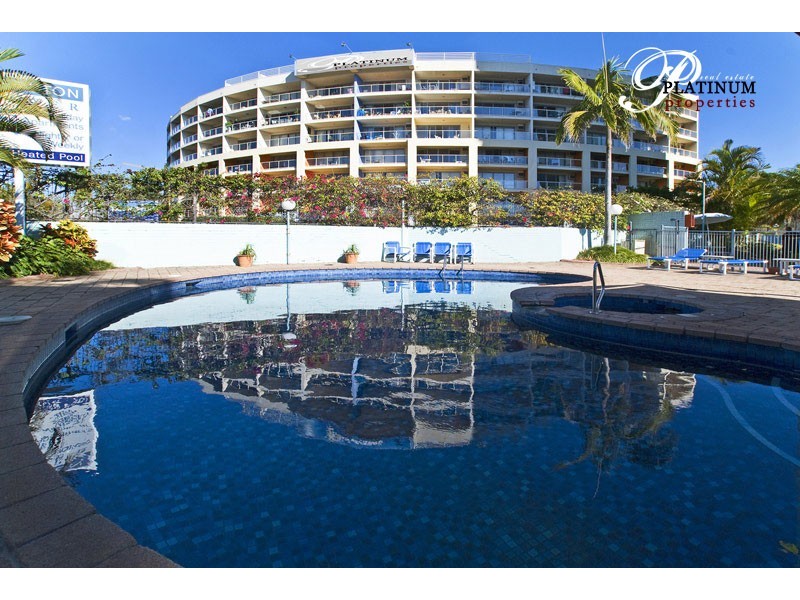 1B/114 Marine Parade, Southport QLD 4215