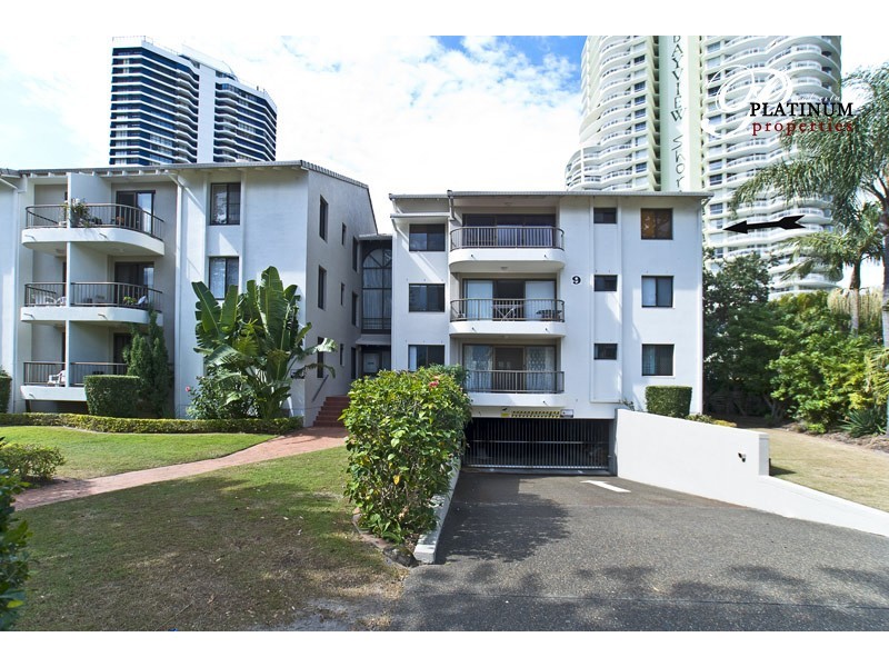 19/9 Bayview Street, Runaway Bay QLD 4216