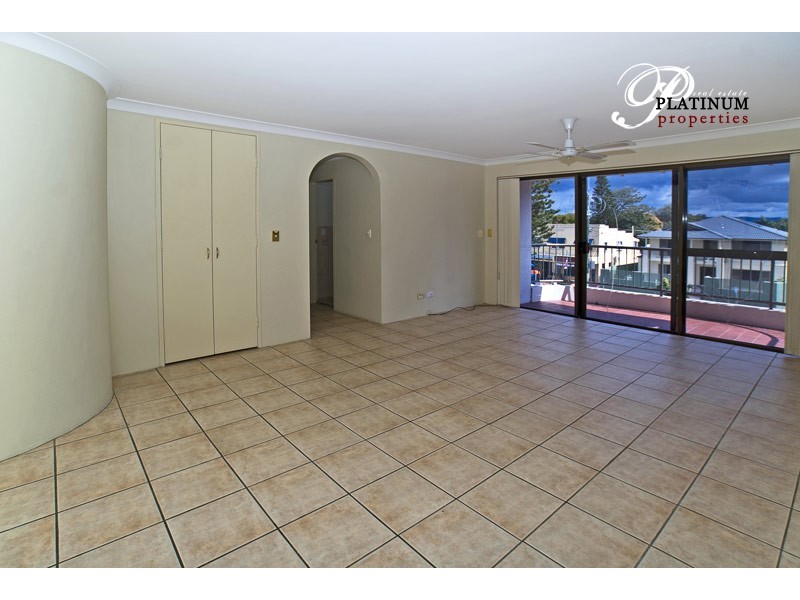 19/9 Bayview Street, Runaway Bay QLD 4216
