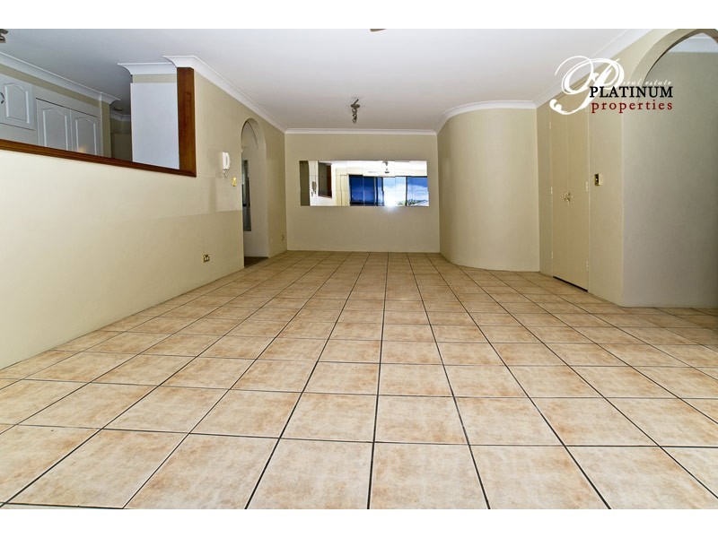 19/9 Bayview Street, Runaway Bay QLD 4216