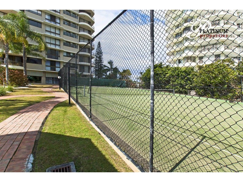 19/9 Bayview Street, Runaway Bay QLD 4216