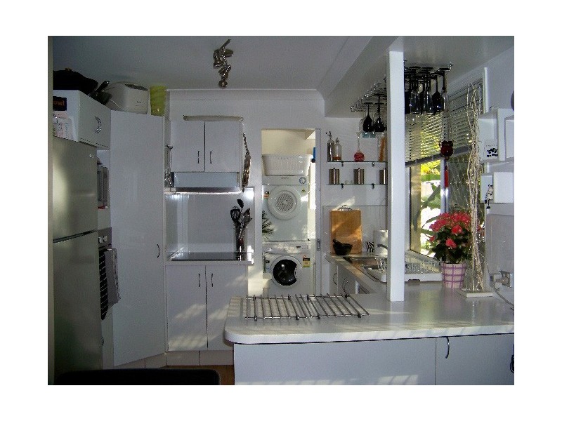 13/433  Pine Ridge Road, Runaway Bay QLD 4216