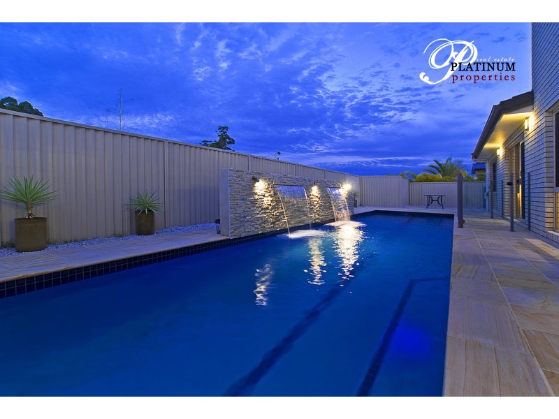 21 Viewridge Way, Molendinar QLD 4214