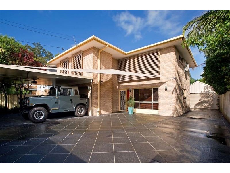 6 Cabarita Street, Biggera Waters QLD 4216