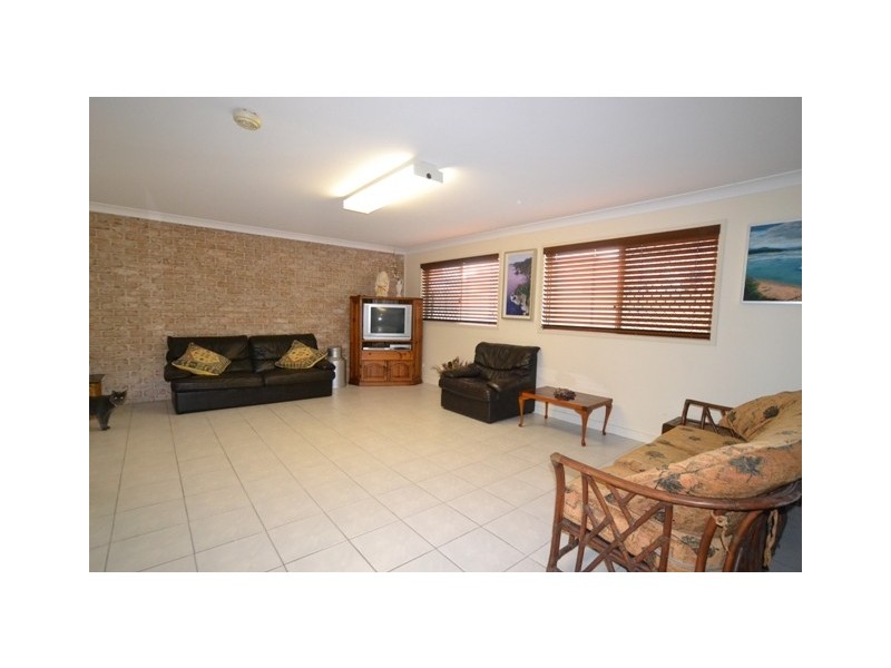 6 Cabarita Street, Biggera Waters QLD 4216