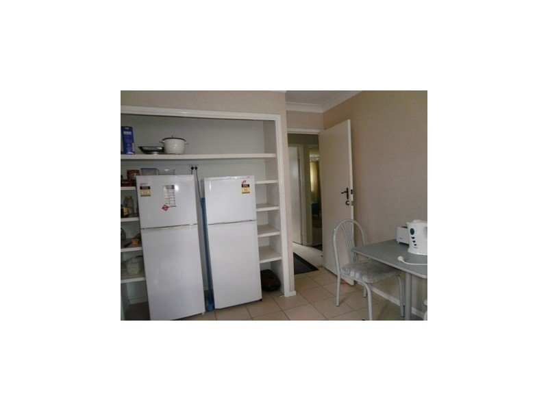 17 Cotlew Street, Southport QLD 4215