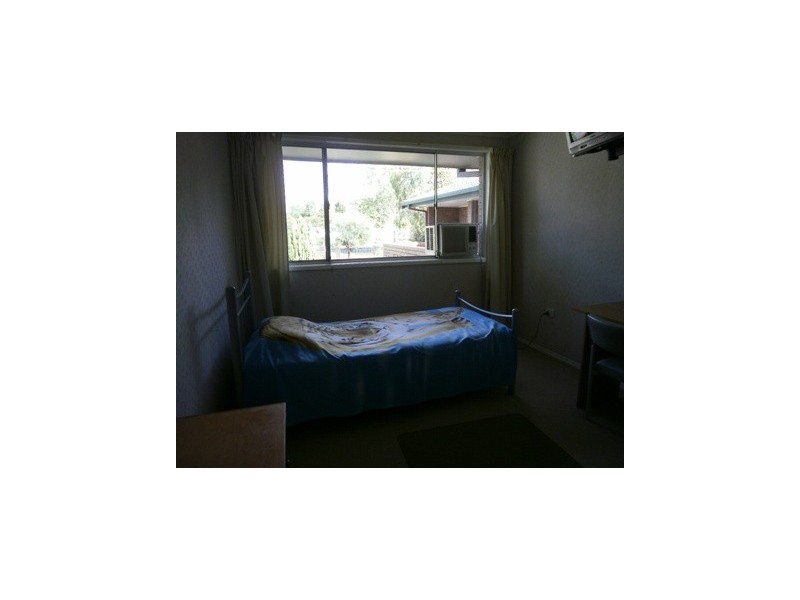 17 Cotlew Street, Southport QLD 4215