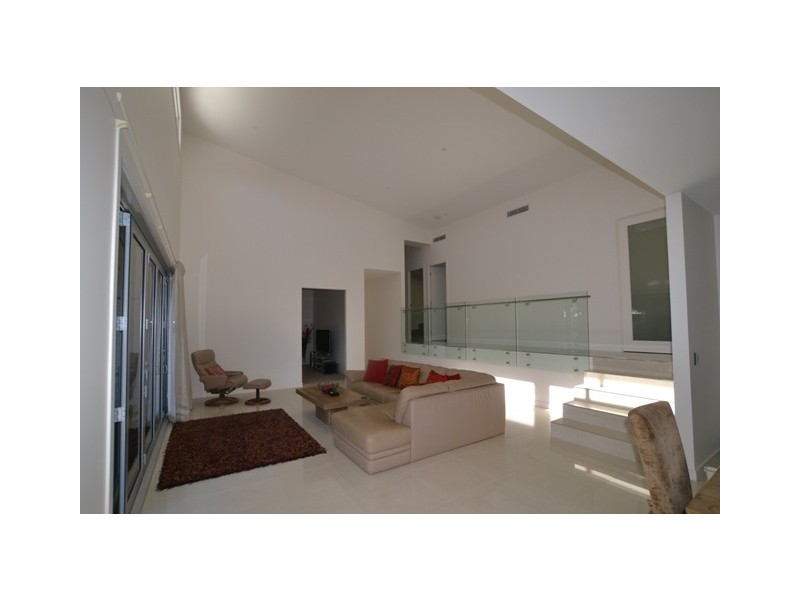 39 Monarch Place, Mons QLD 4556