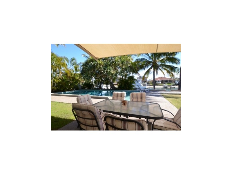 50 Lindsay Parade, Paradise Point QLD 4216