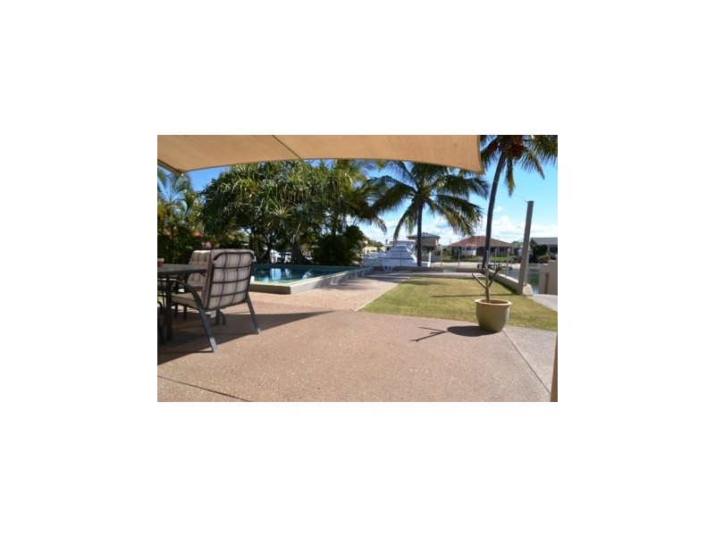 50 Lindsay Parade, Paradise Point QLD 4216