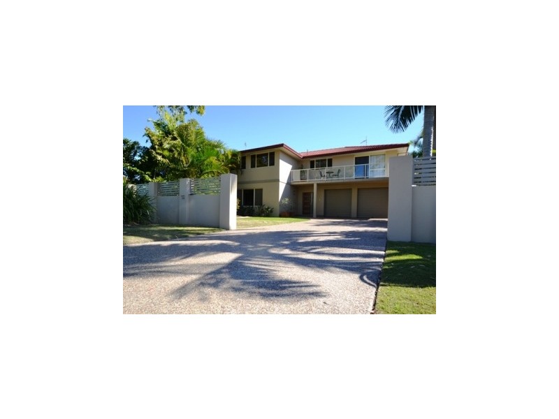 50 Lindsay Parade, Paradise Point QLD 4216