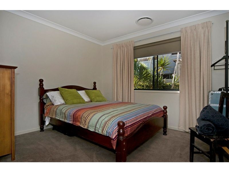 12 Buccaneer Way, Coomera Waters QLD 4209