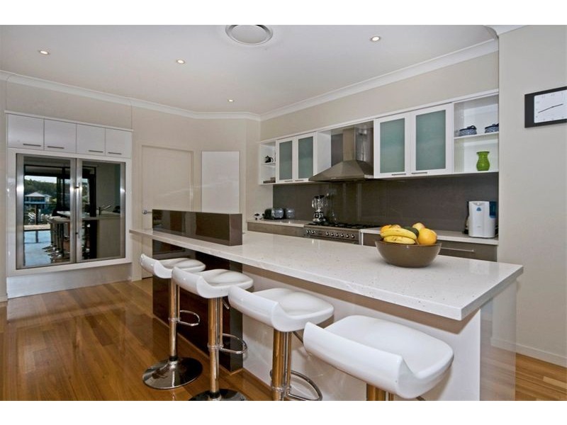 12 Buccaneer Way, Coomera Waters QLD 4209