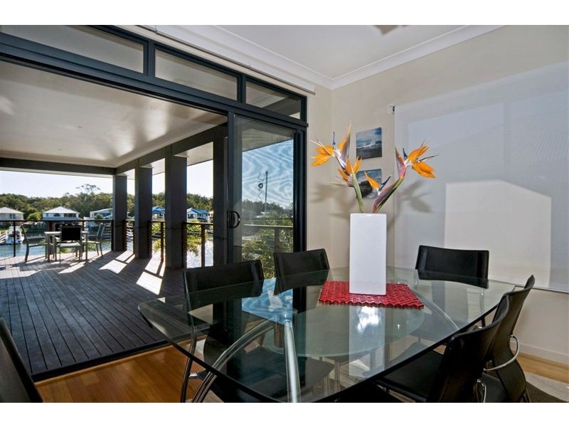 12 Buccaneer Way, Coomera Waters QLD 4209