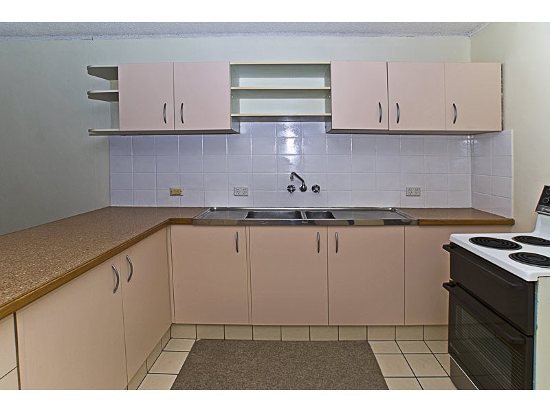 Level 2 12/19-21 Armrick Avenue, Broadbeach QLD 4218