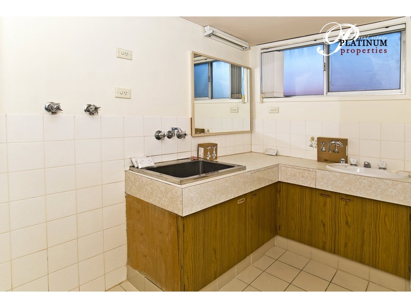 Level 2 12/19-21 Armrick Avenue, Broadbeach QLD 4218