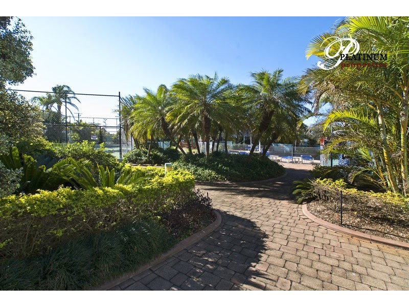 9B/114 Marine Parade, Southport QLD 4215