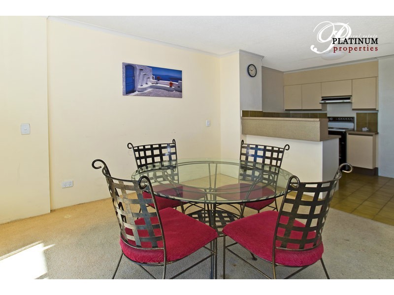 9B/114 Marine Parade, Southport QLD 4215