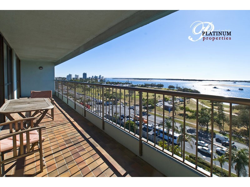 9B/114 Marine Parade, Southport QLD 4215