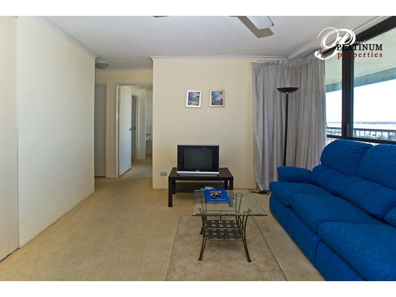 9B/114 Marine Parade, Southport QLD 4215