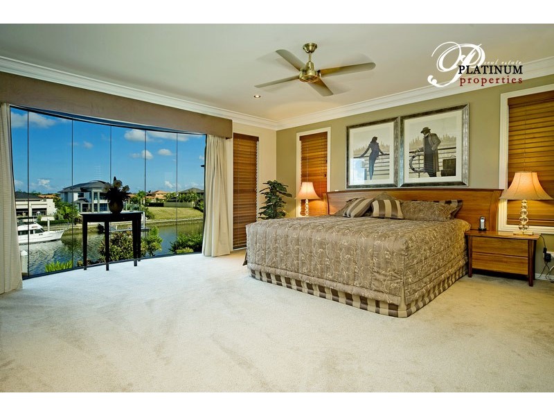 2322 Cressbrook Drive, Hope Island QLD 4212