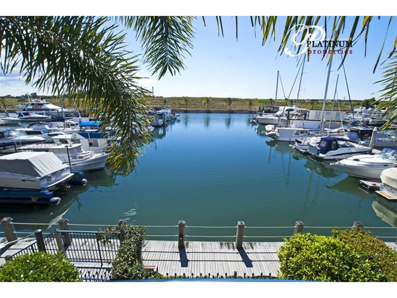 80 John Lund Drive, Hope Island QLD 4212