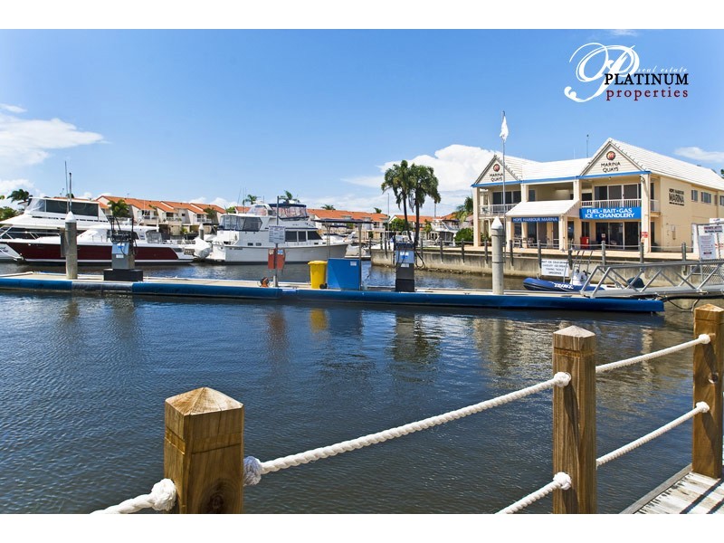 80 John Lund Drive, Hope Island QLD 4212