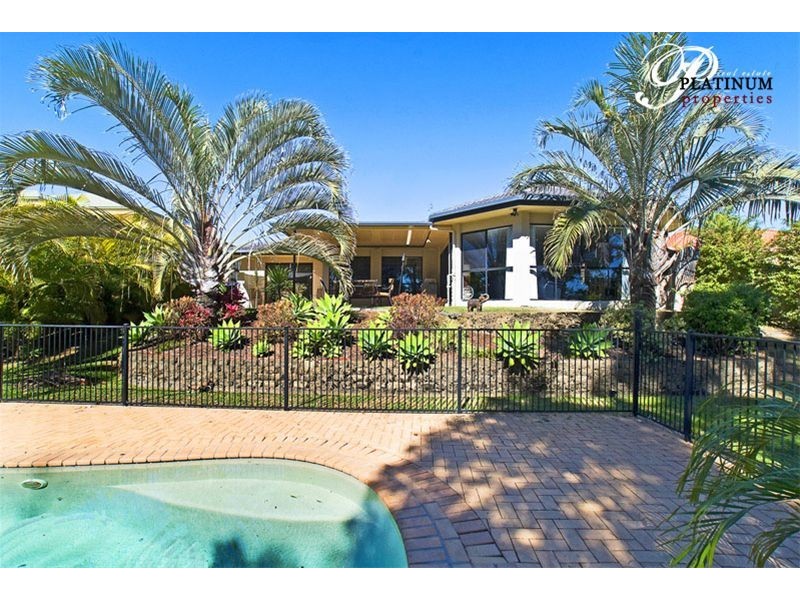 19 Peter Senior Drive, Parkwood QLD 4214