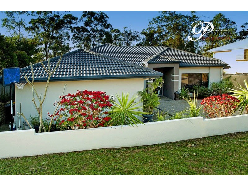 19 Peter Senior Drive, Parkwood QLD 4214