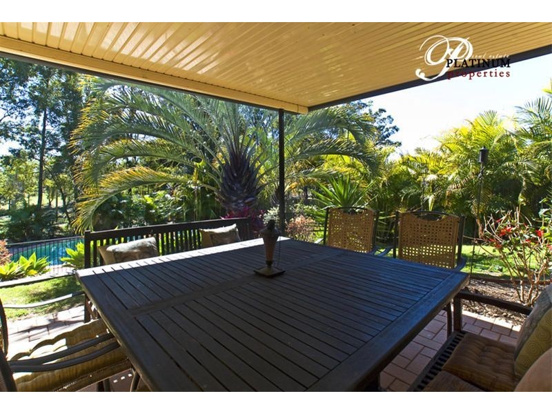 19 Peter Senior Drive, Parkwood QLD 4214