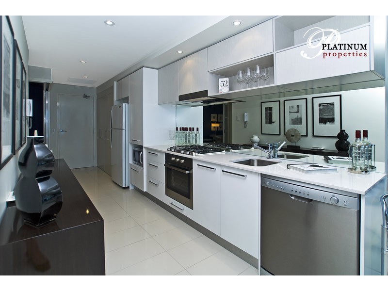 204/430 Marine Parade, Biggera Waters QLD 4216