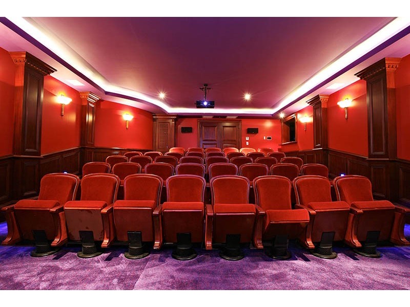 50 Knightsbridge Parade, Sovereign Islands QLD 4216