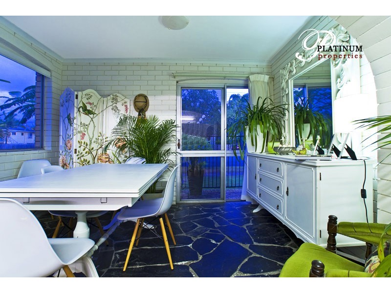 400 Bayview Street, Paradise Point QLD 4216