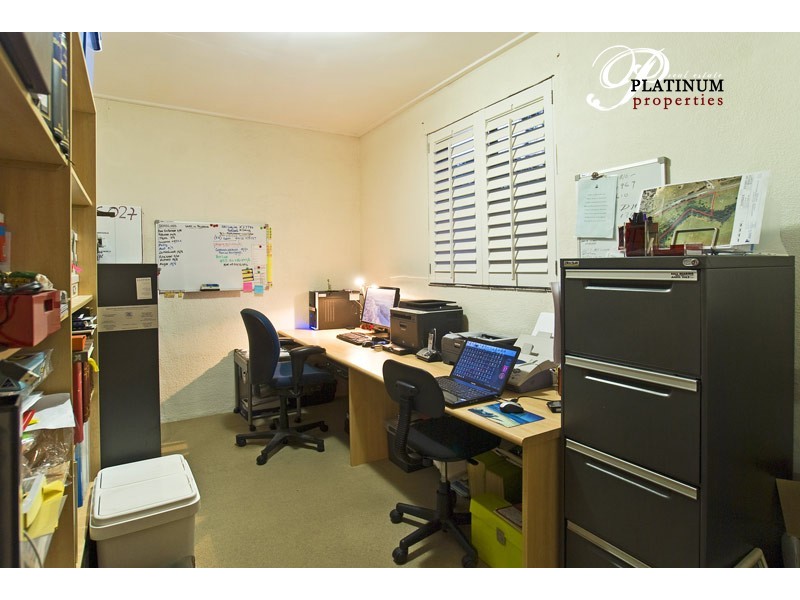400 Bayview Street, Paradise Point QLD 4216