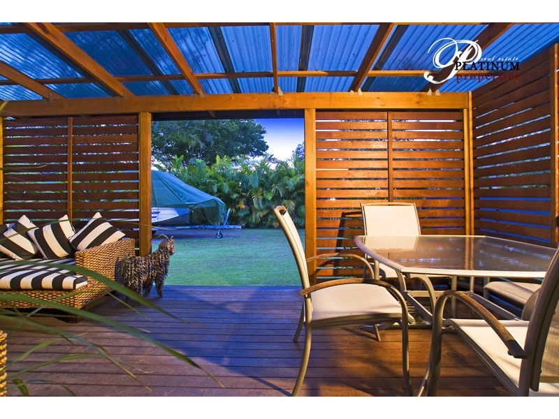 400 Bayview Street, Paradise Point QLD 4216