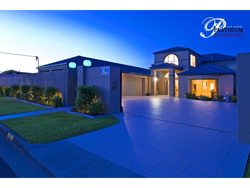 43 Rapallo Avenue, Isle Of Capri QLD 4217