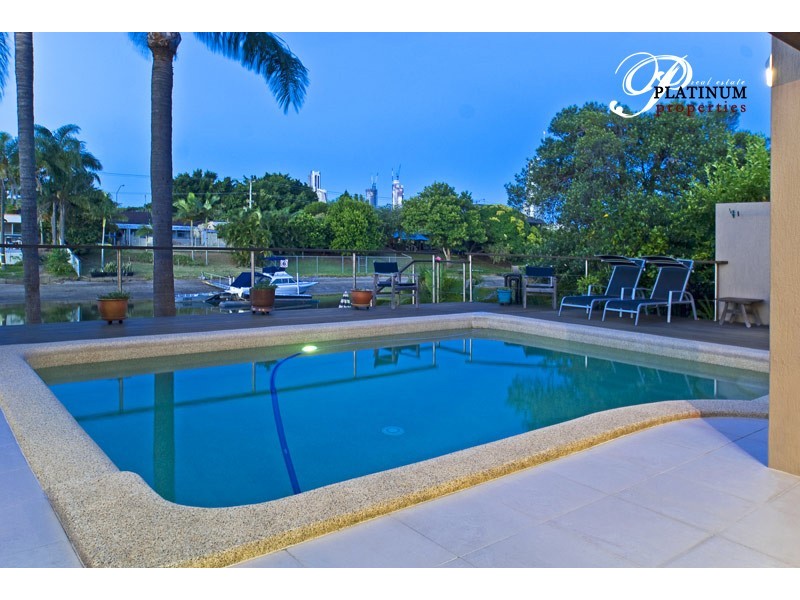 43 Rapallo Avenue, Isle Of Capri QLD 4217