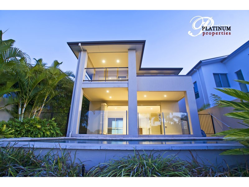 34 River Links BVD. East, Helensvale QLD 4212