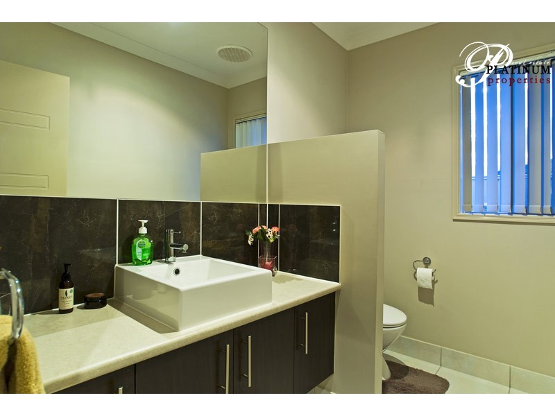 21 Viewridge  Road, Molendinar QLD 4214
