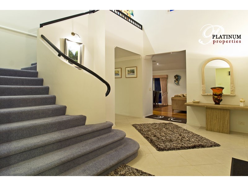 43 Rapallo Avenue, Isle Of Capri QLD 4217