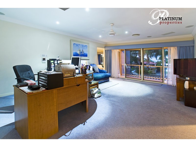 43 Rapallo Avenue, Isle Of Capri QLD 4217