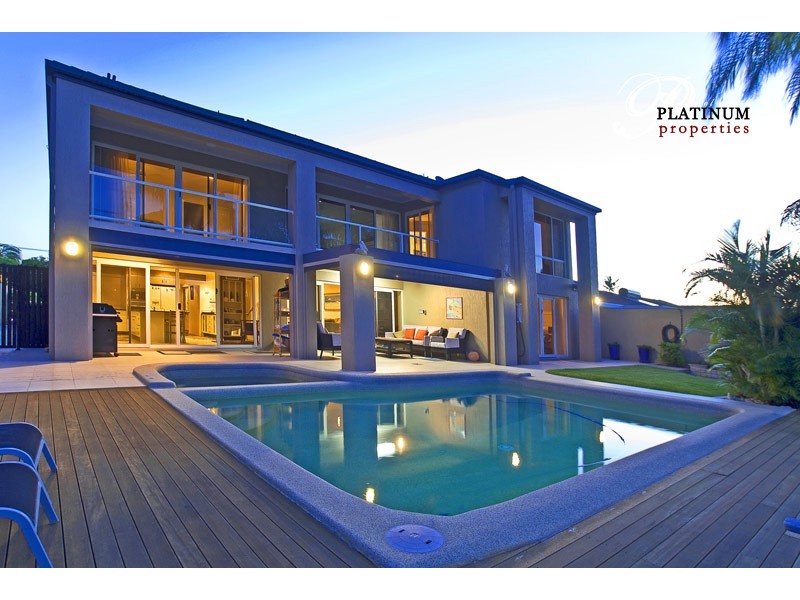 43 Rapallo Avenue, Isle Of Capri QLD 4217