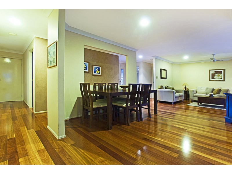 76 Inverness Way, Parkwood QLD 4214