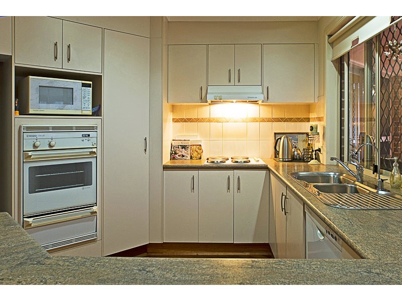 76 Inverness Way, Parkwood QLD 4214