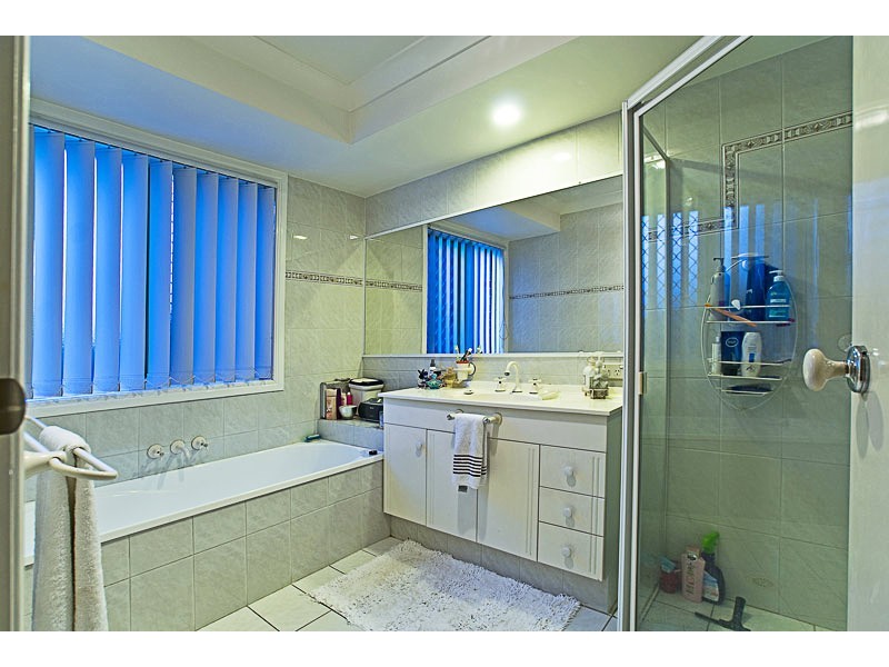 76 Inverness Way, Parkwood QLD 4214