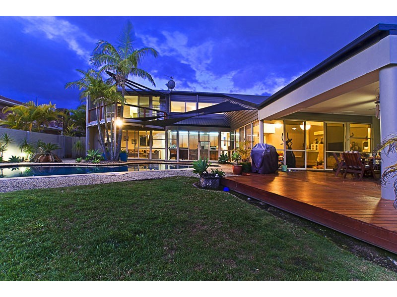 1 Riverbank Court, Ashmore QLD 4214