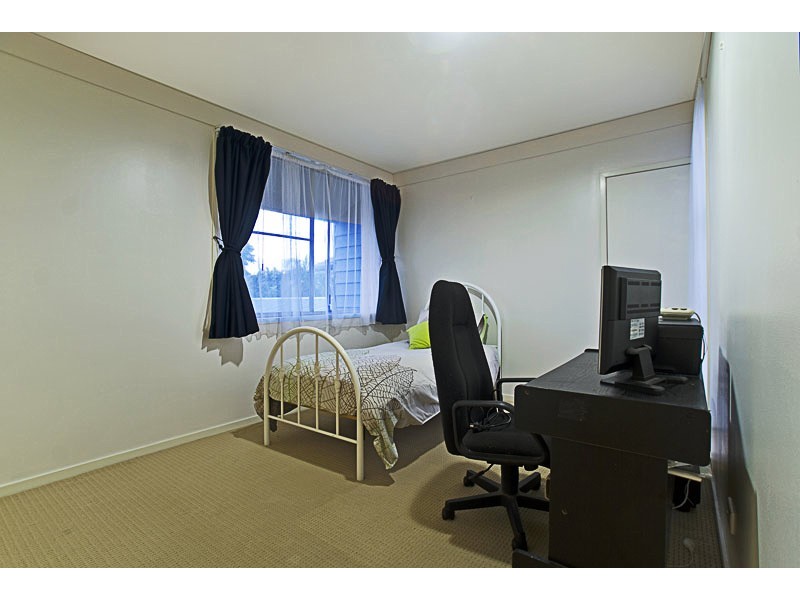 1 Riverbank Court, Ashmore QLD 4214