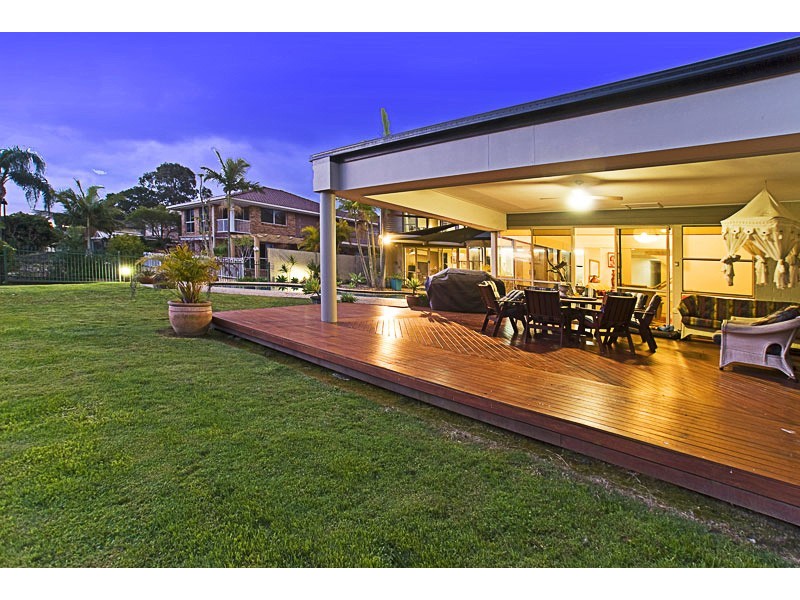 1 Riverbank Court, Ashmore QLD 4214